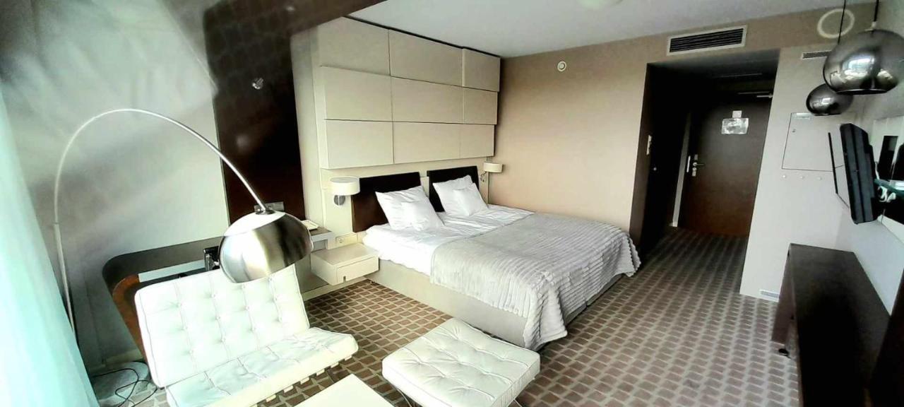 Prywatny Apartament Marine Hotel Kołobrzeg Buitenkant foto